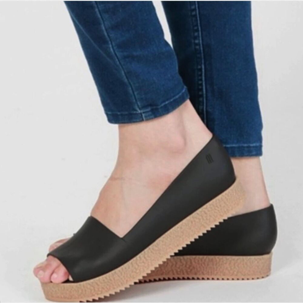 Melissa Puzzle Jelly Platform Flats Womens 7 Black Rubber Peep Toe Sandals Boho